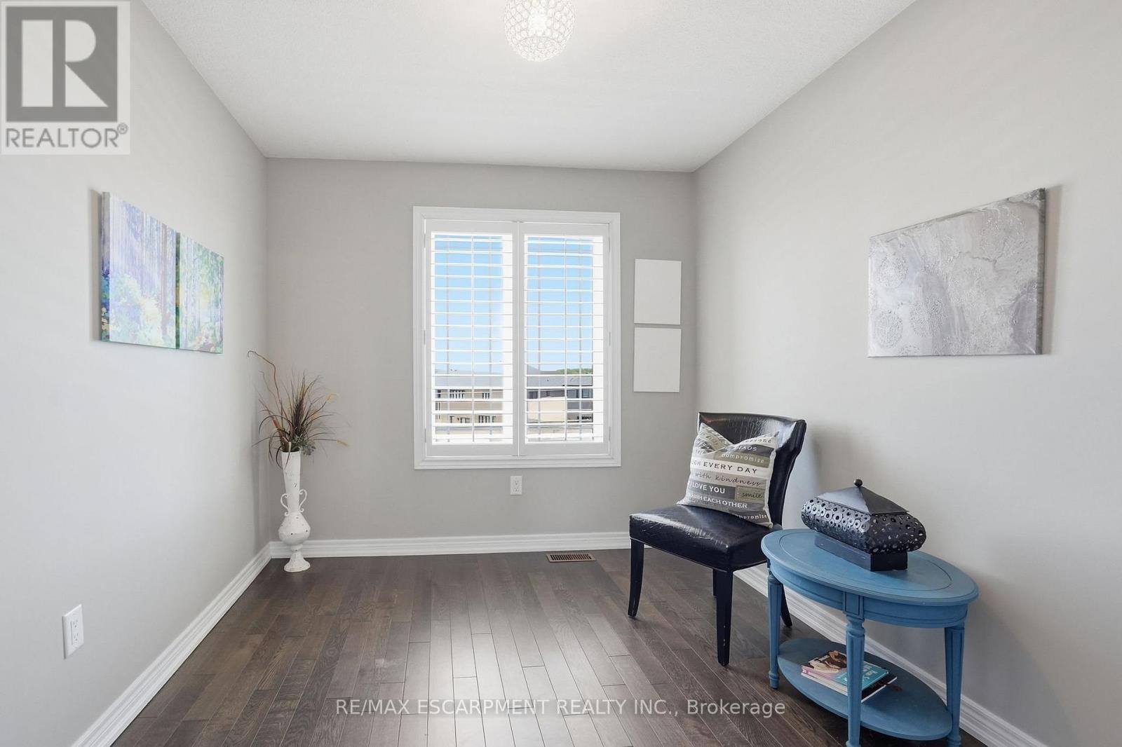 27 CROSSINGS WAY - 35