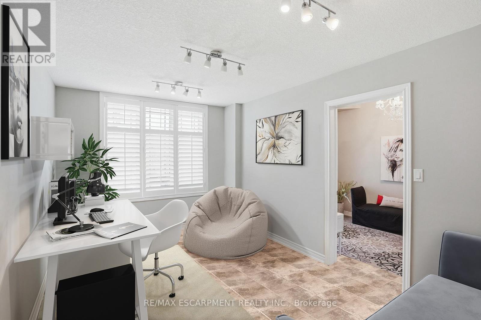 27 CROSSINGS WAY - 41