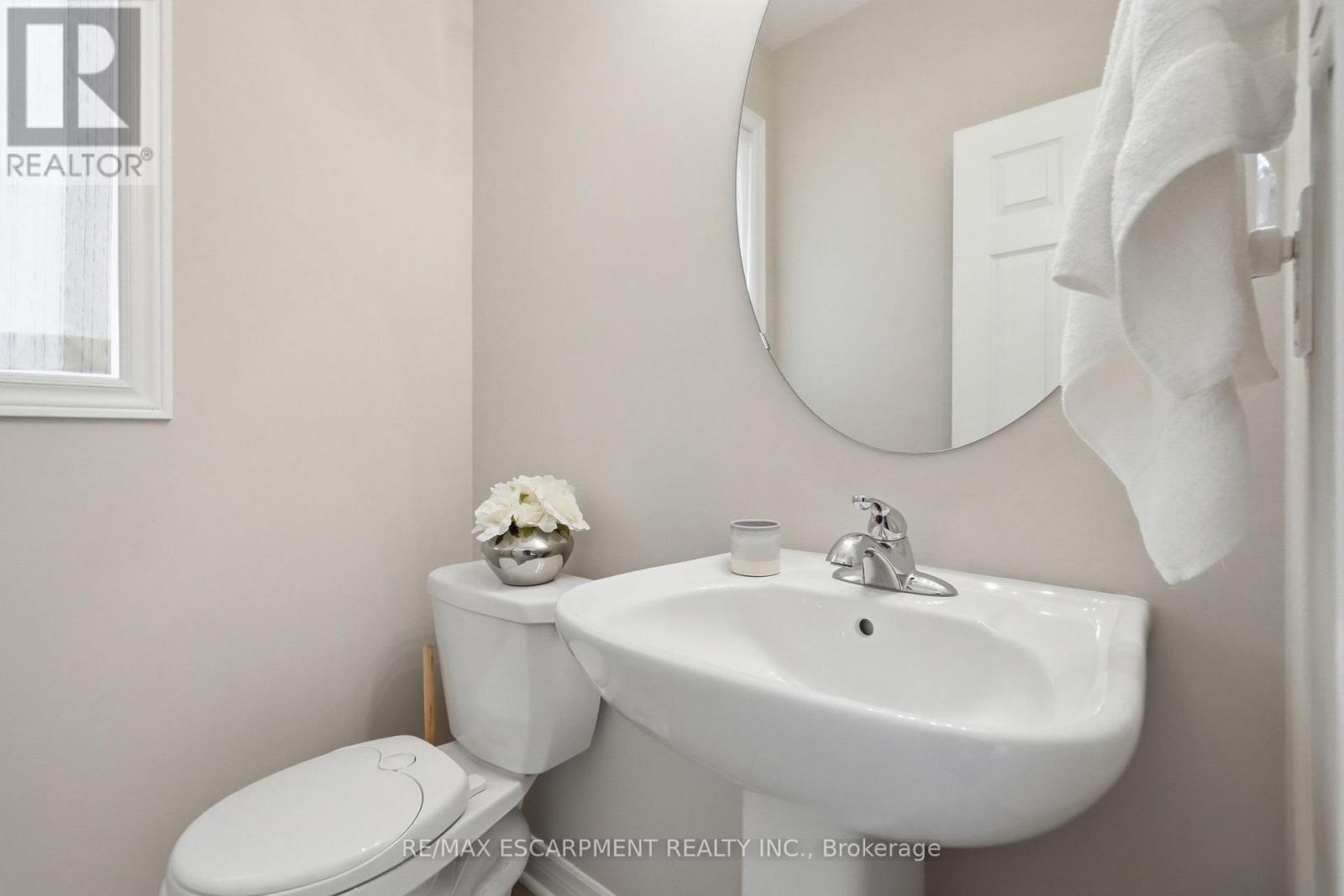 27 ROBBINS RIDGE - 19