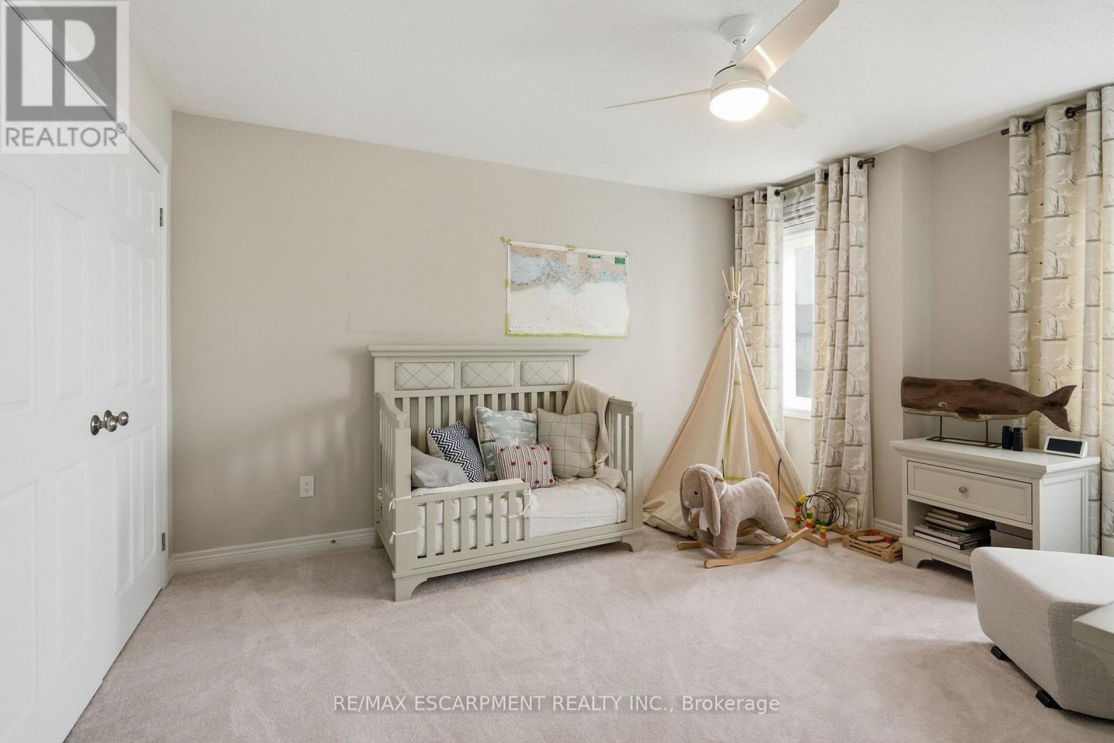 27 ROBBINS RIDGE - 33