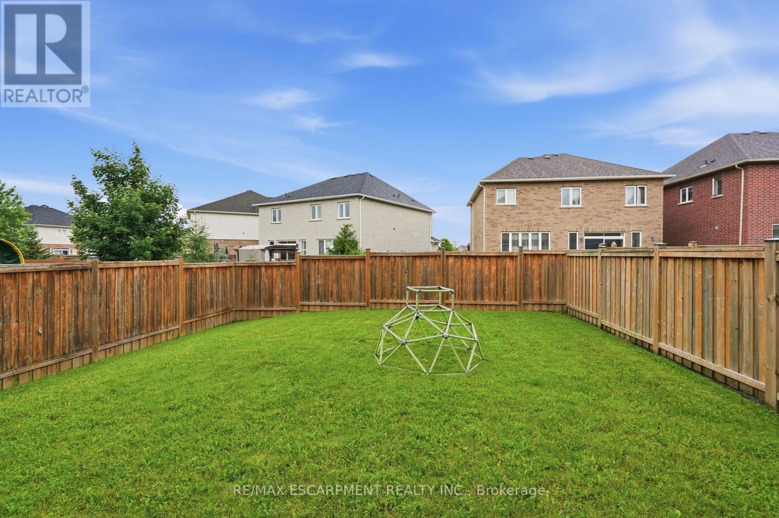27 ROBBINS RIDGE - 40
