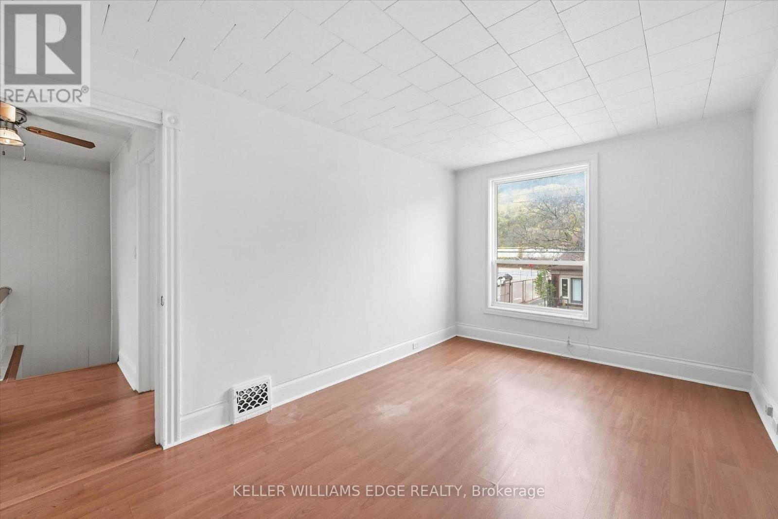 355 CUMBERLAND AVENUE - 18