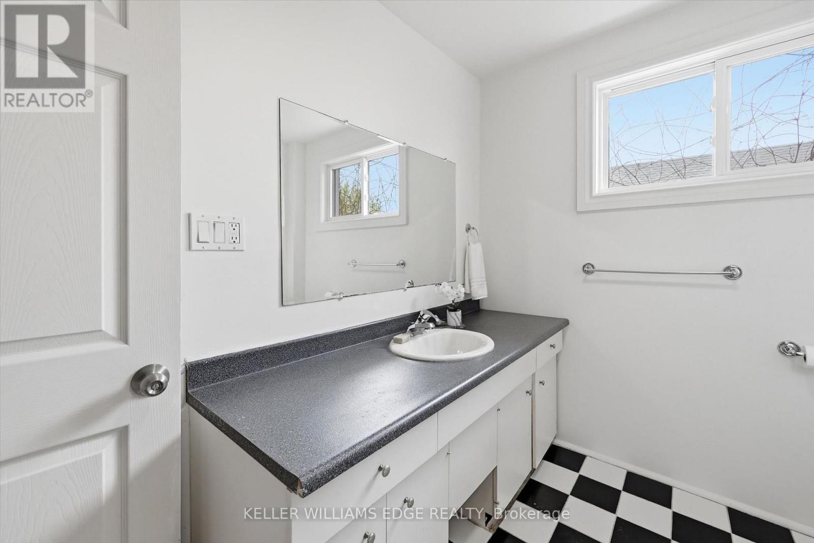 355 CUMBERLAND AVENUE - 27