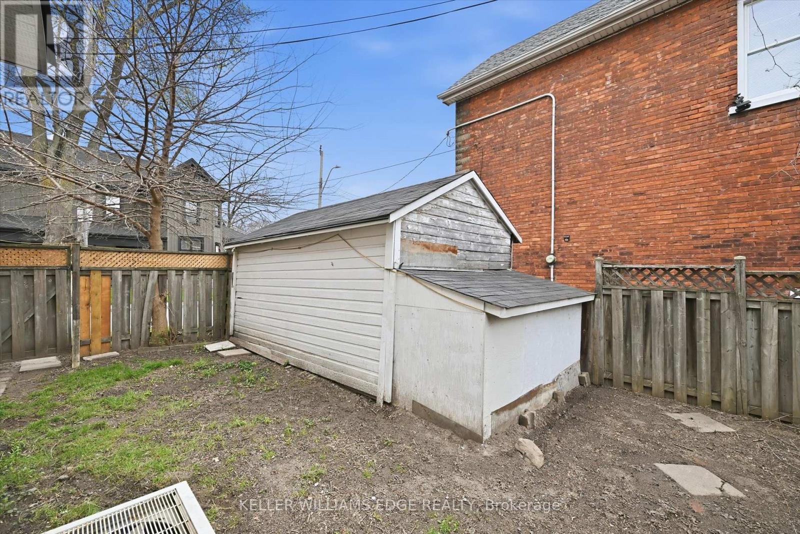 355 CUMBERLAND AVENUE - 31