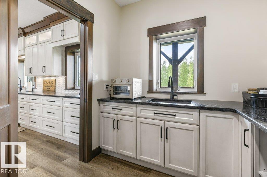 26517 TWP ROAD 584 - 27