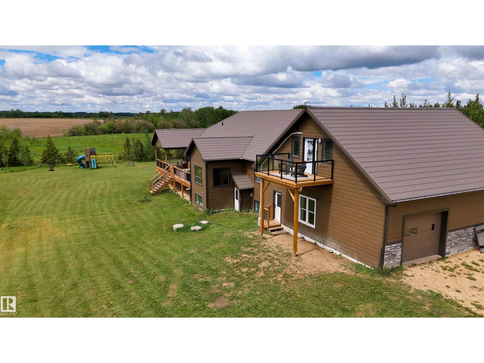 26517 TWP ROAD 584 - 60