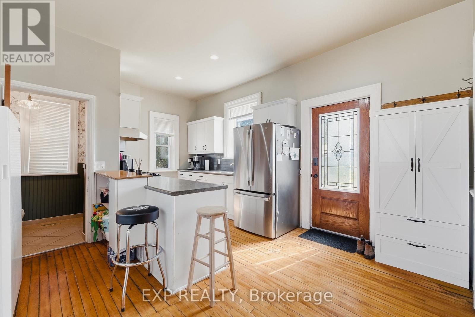 17 ALLAN STREET W - 11