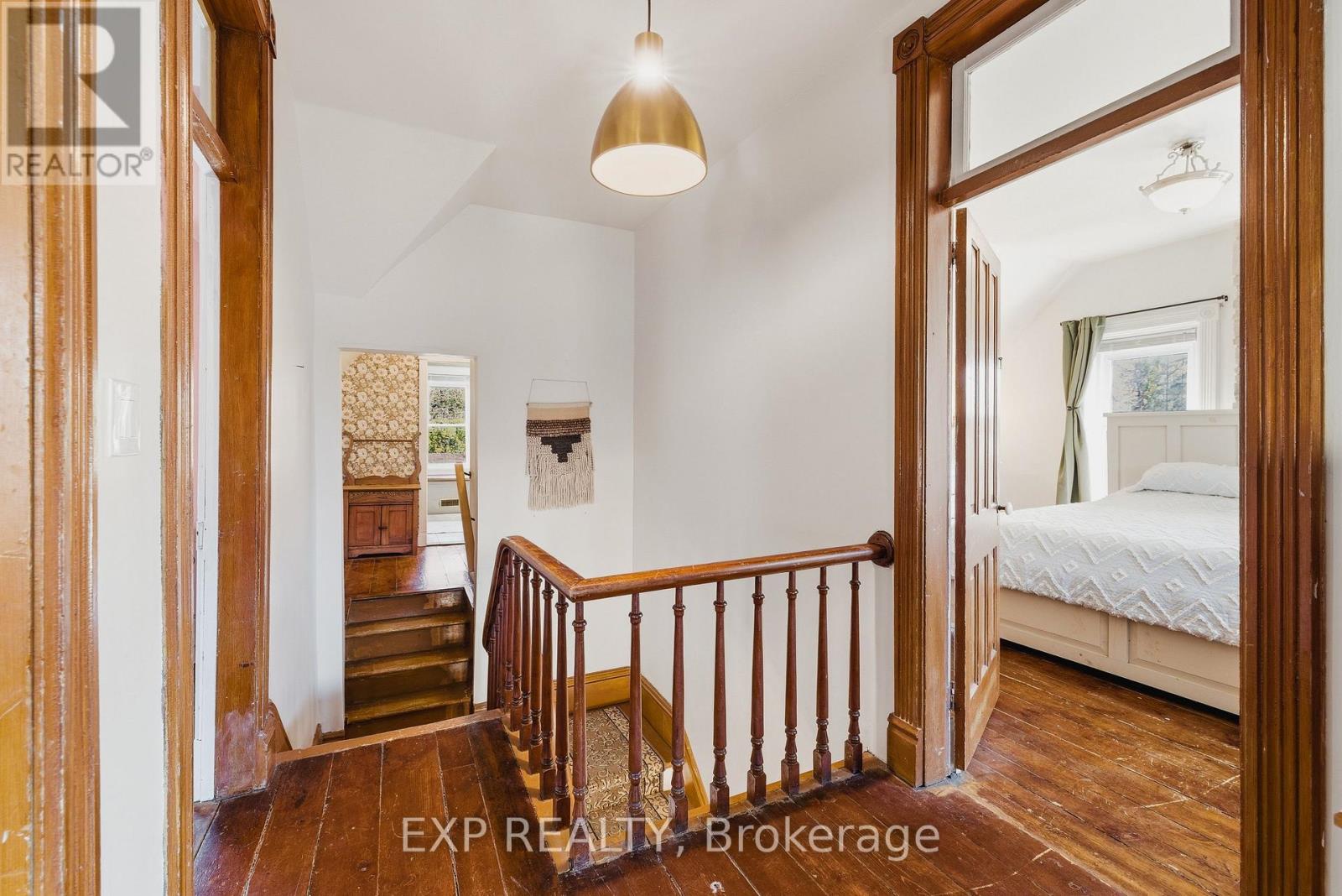 17 ALLAN STREET W - 19