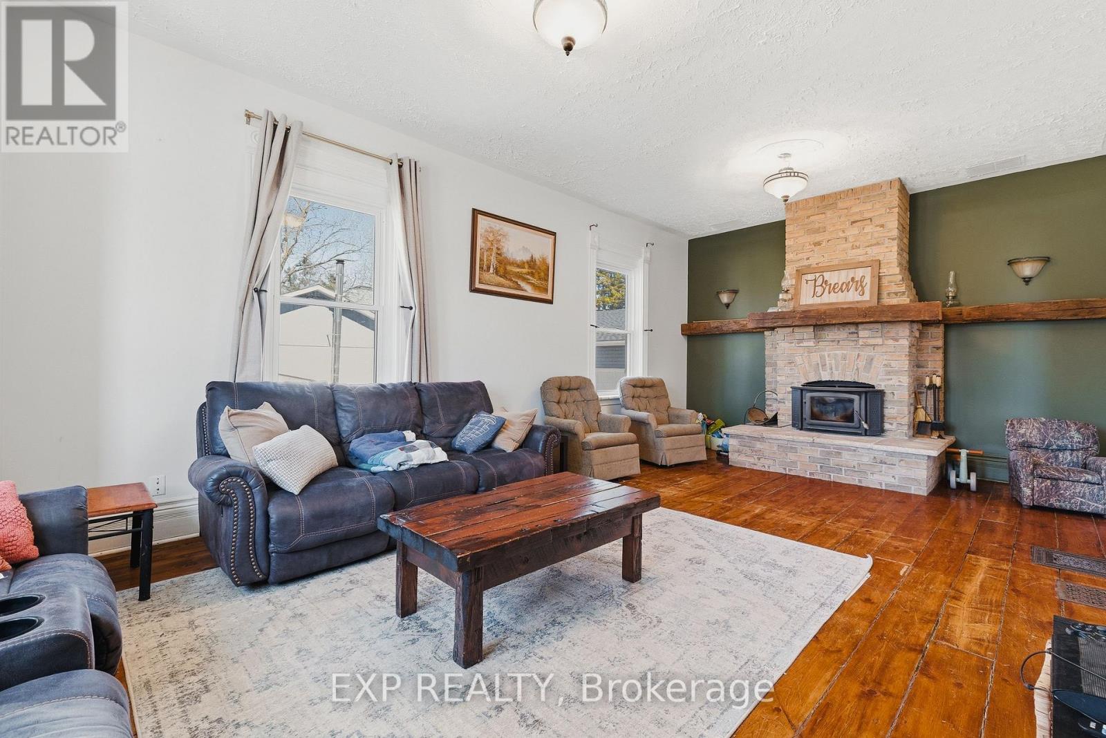 17 ALLAN STREET W - 5