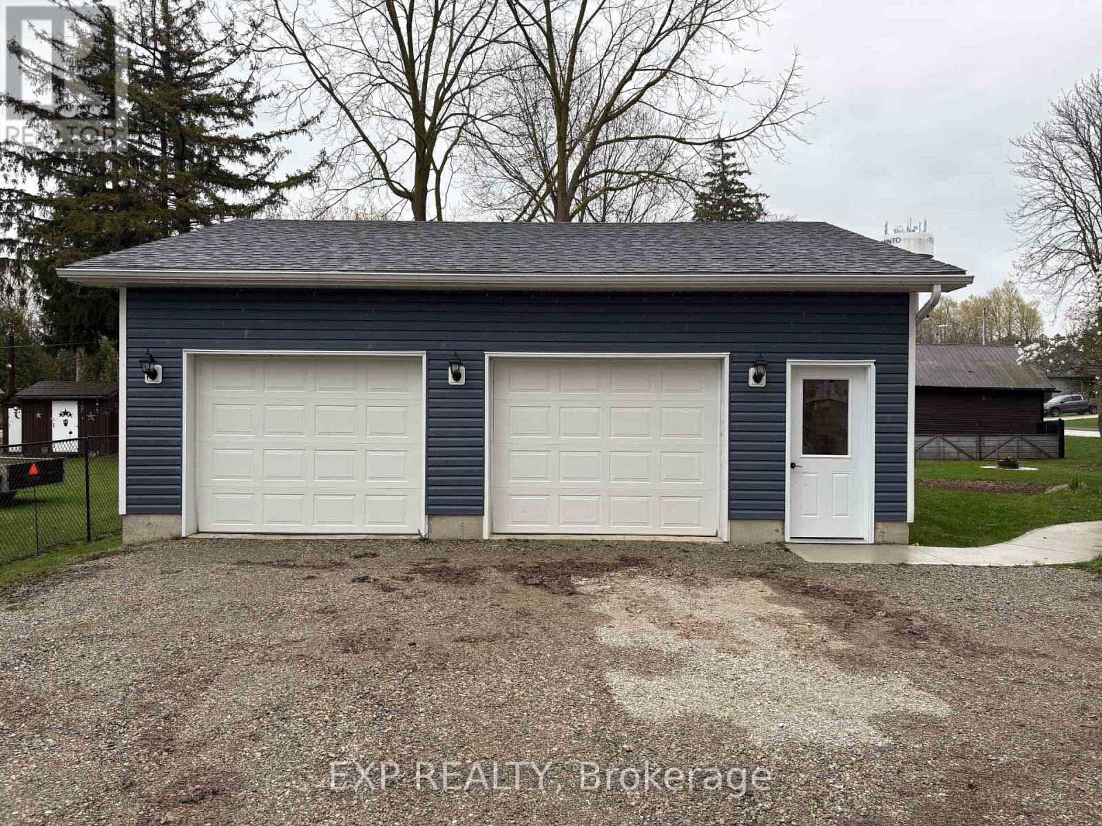 17 ALLAN STREET W - 26