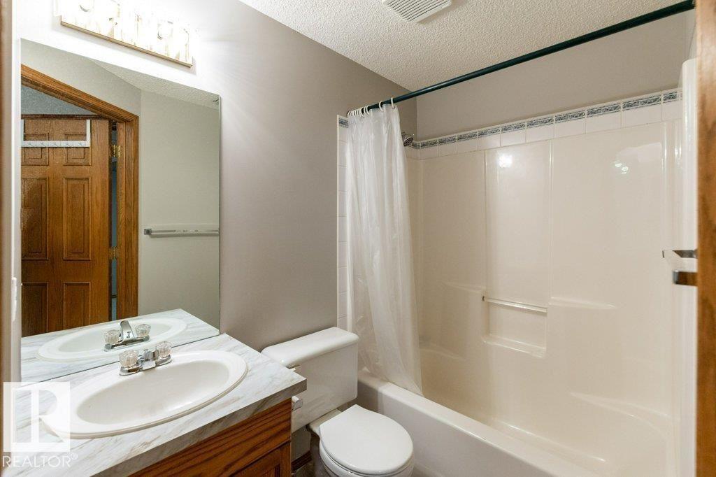 49 HERITAGE DR - 25