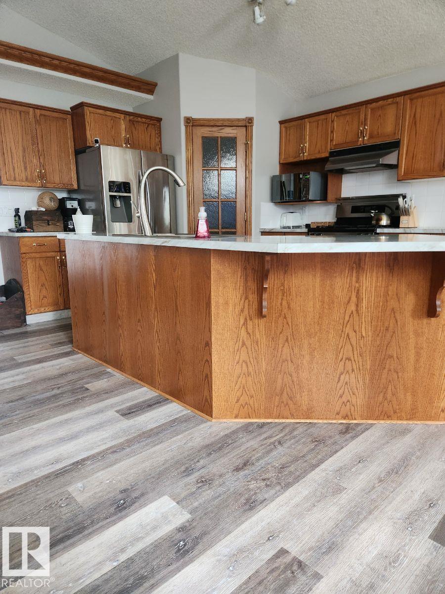 49 HERITAGE DR - 12
