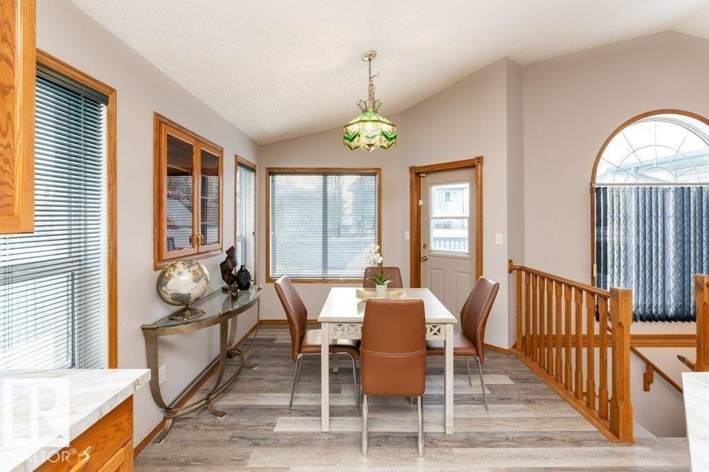 49 HERITAGE DR - 8