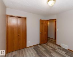 49 Heritage Dr, St  Albert, AB T8N6M7 Photo 18