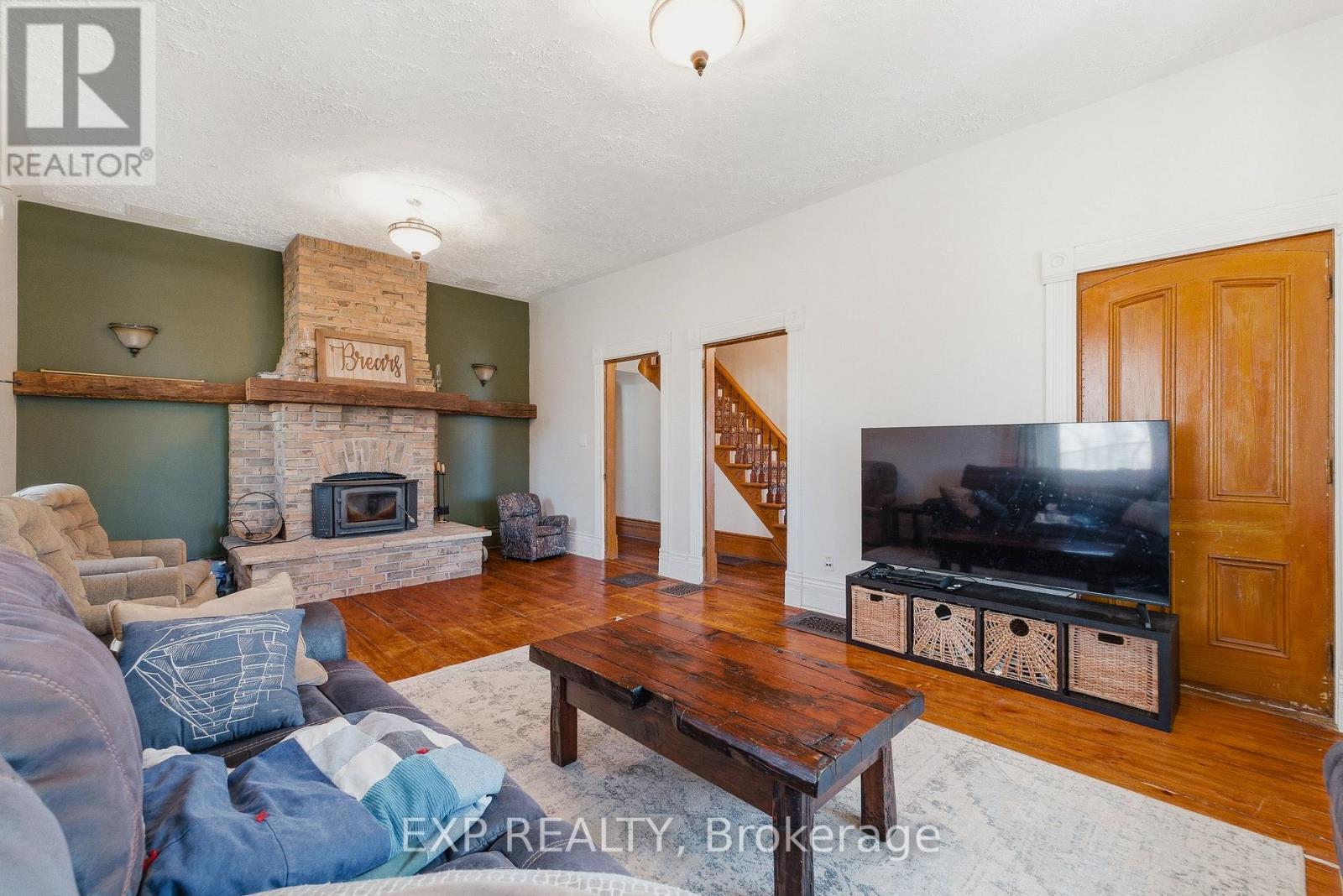 17 ALLAN STREET W - 6