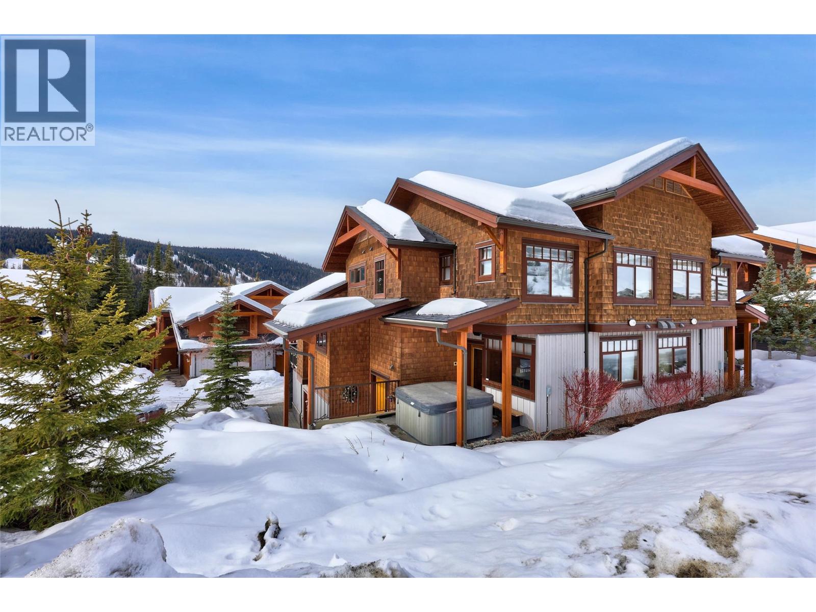 #16 5040 VALLEY Drive - 1