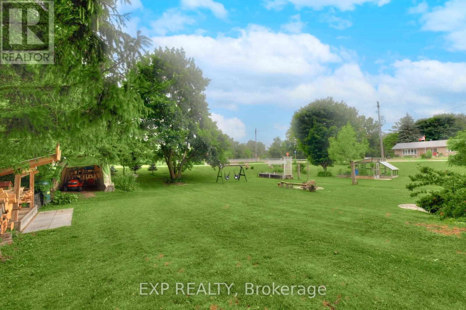 2027 VICTORIA STREET - 38