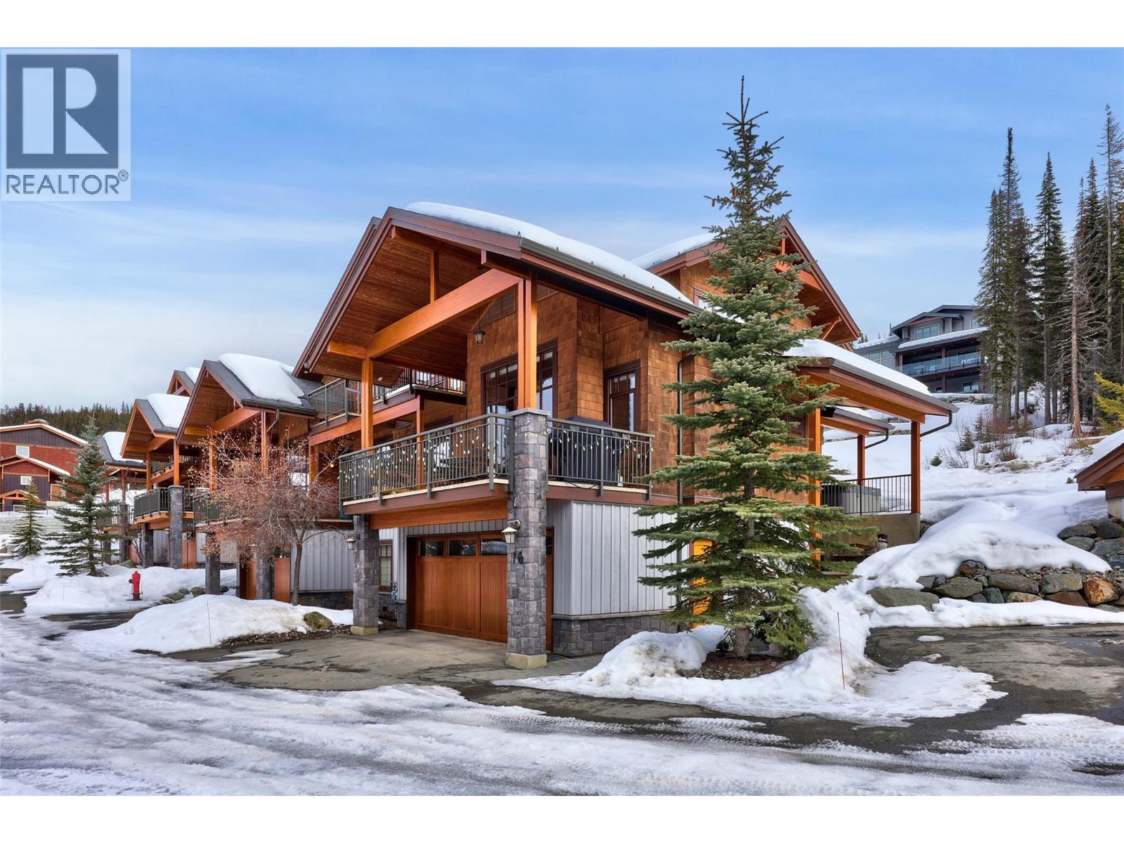 #16 5040 VALLEY Drive - 3