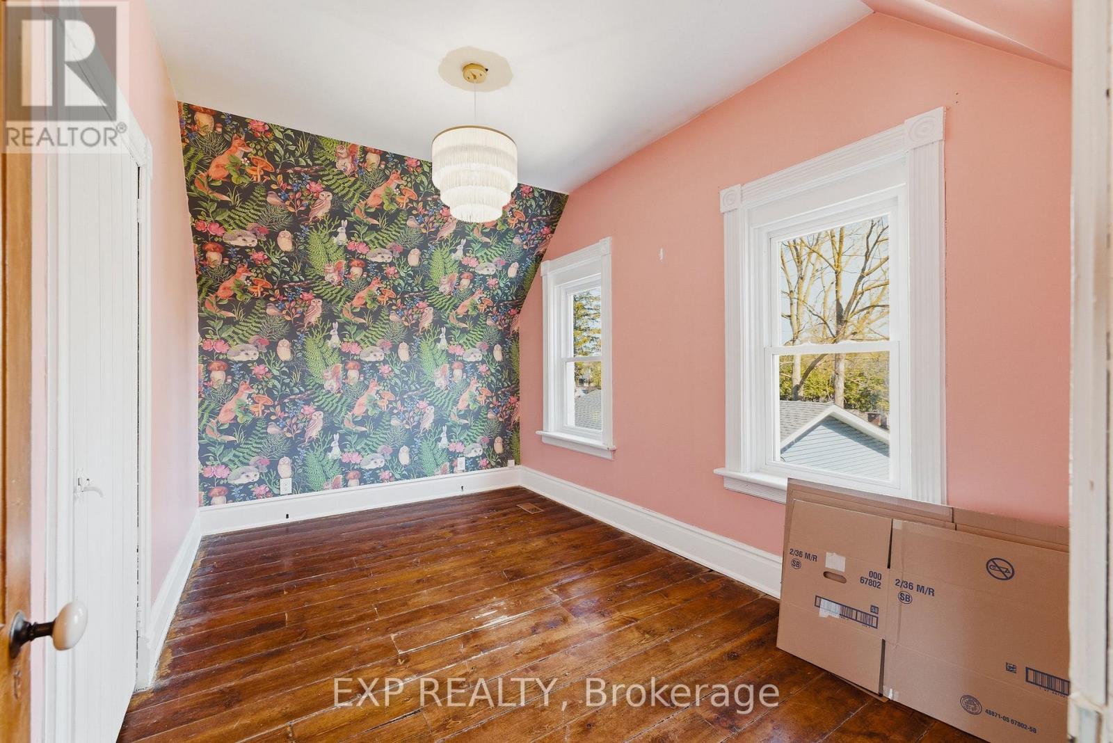 17 ALLAN STREET W - 20