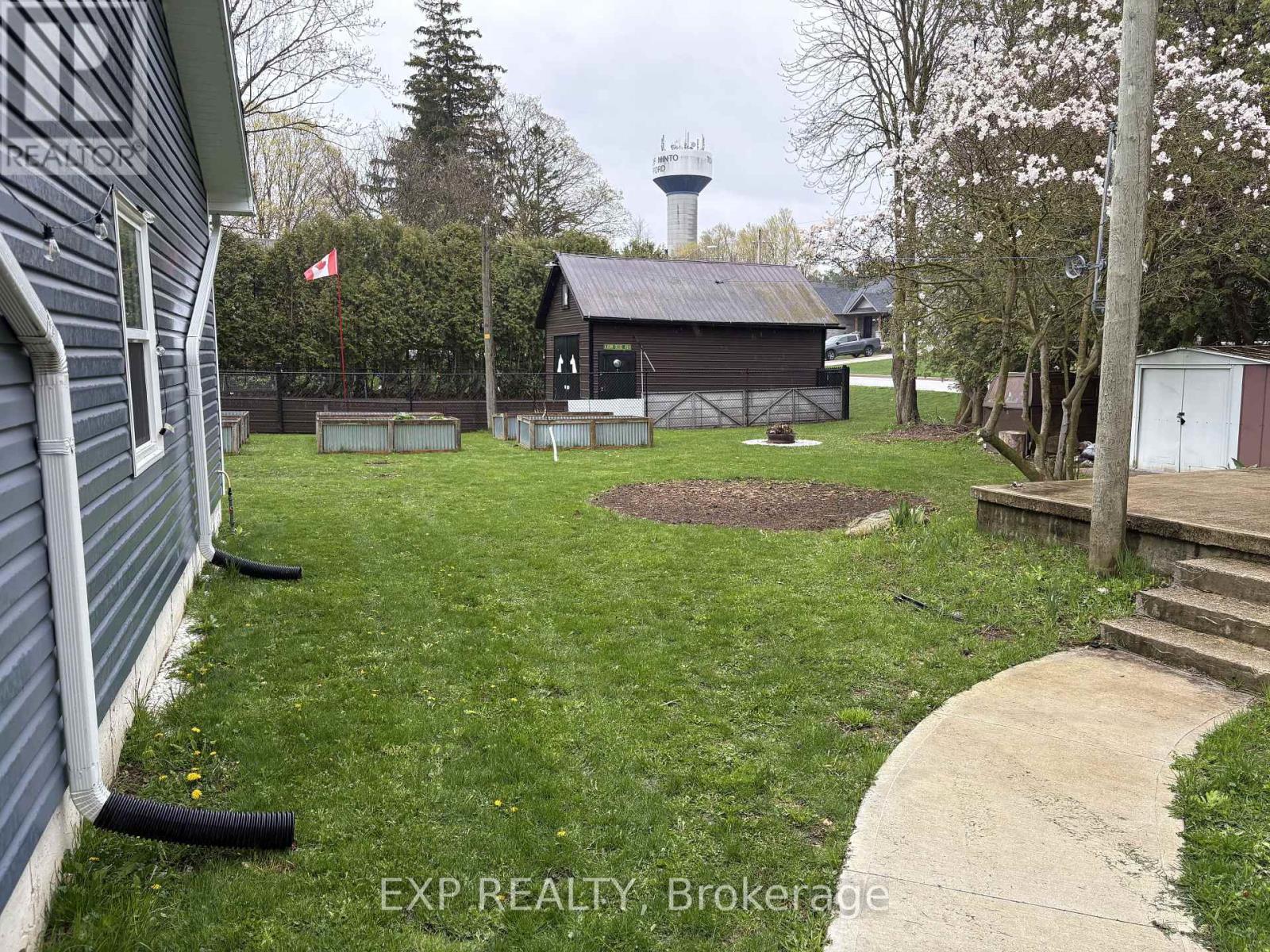 17 ALLAN STREET W - 28