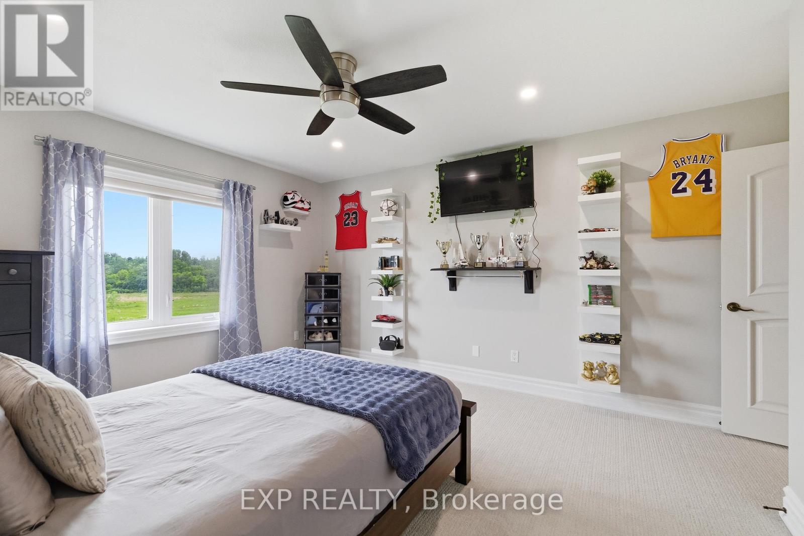 54 PAIGE STREET - 29
