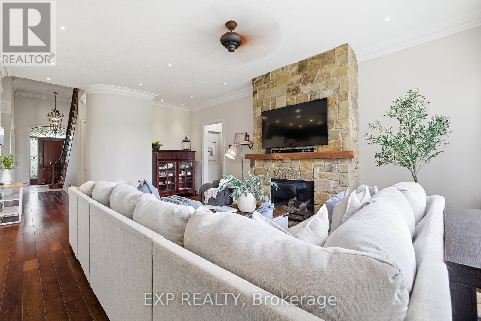 54 PAIGE STREET - 9