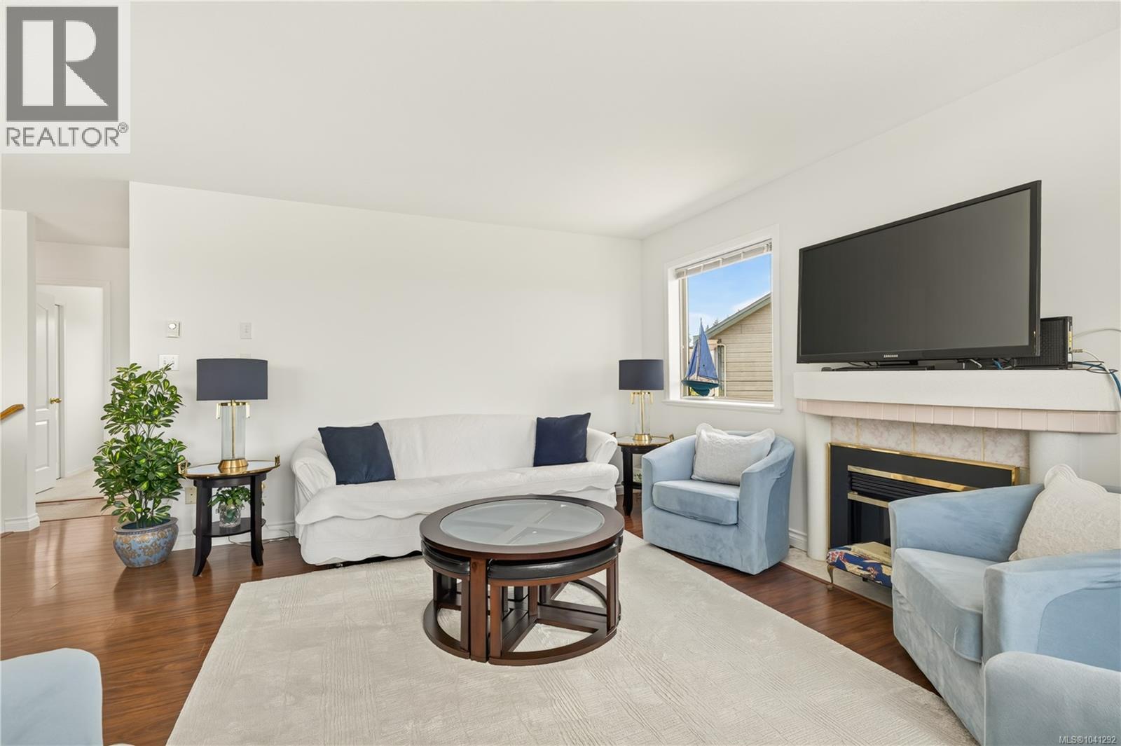 5425 Leslie Cres - Image 21