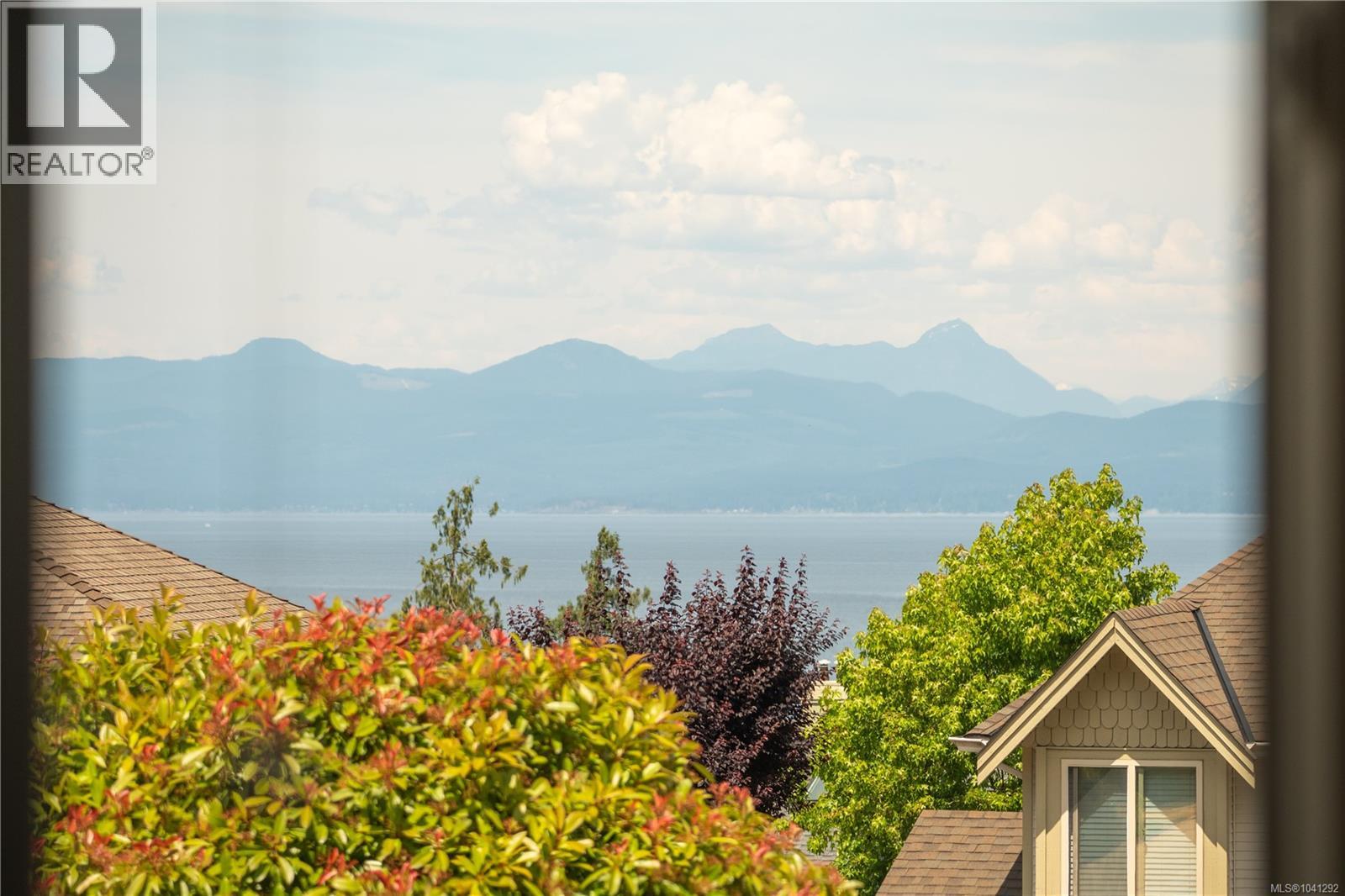 5425 Leslie Cres - 28