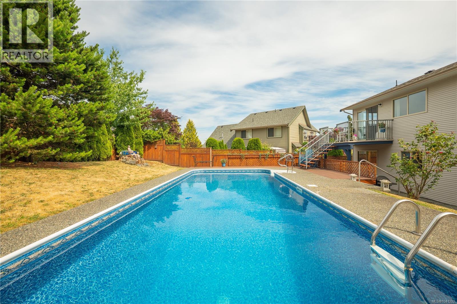5425 Leslie Cres - 51