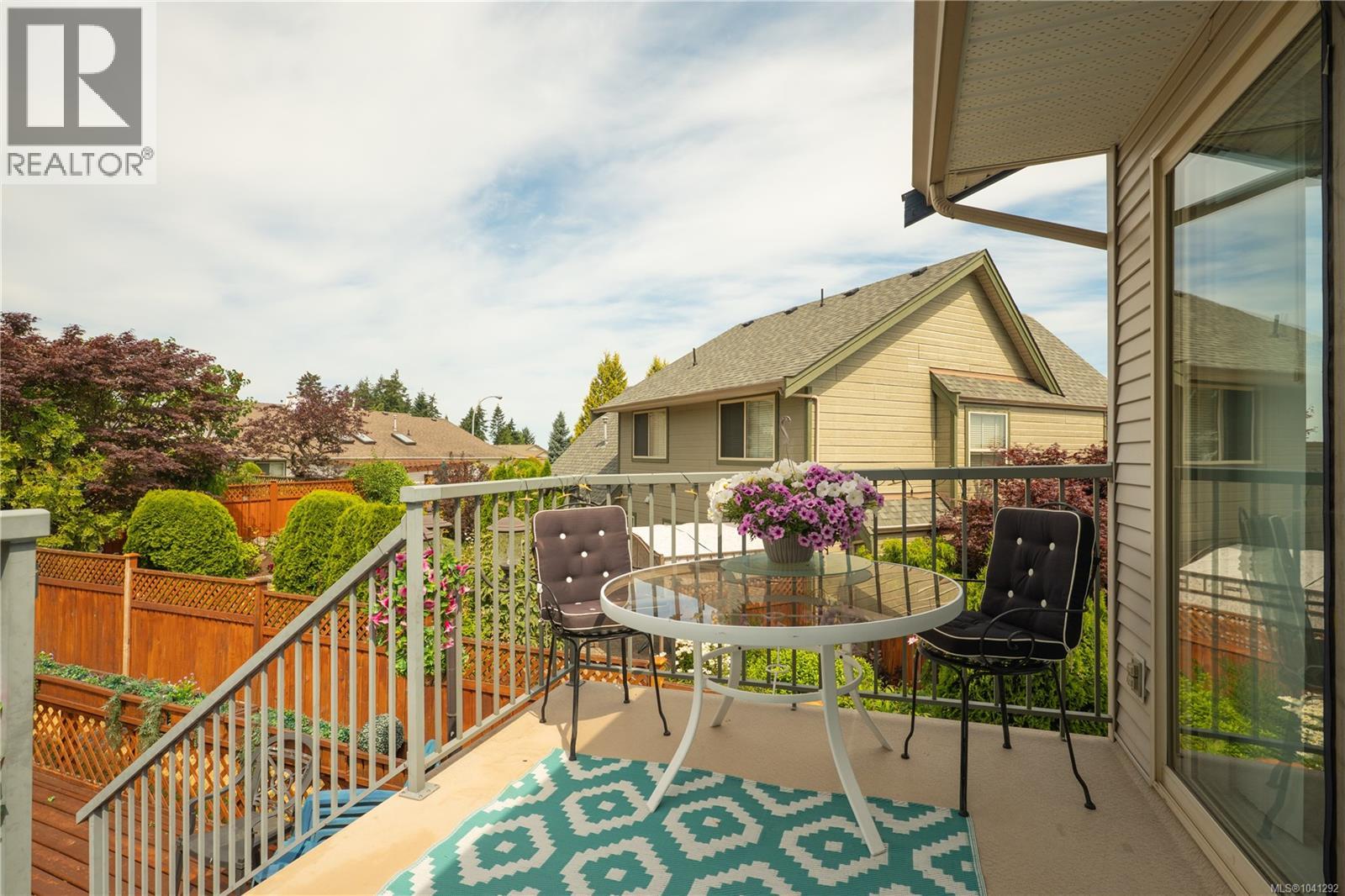 5425 Leslie Cres - Image 55