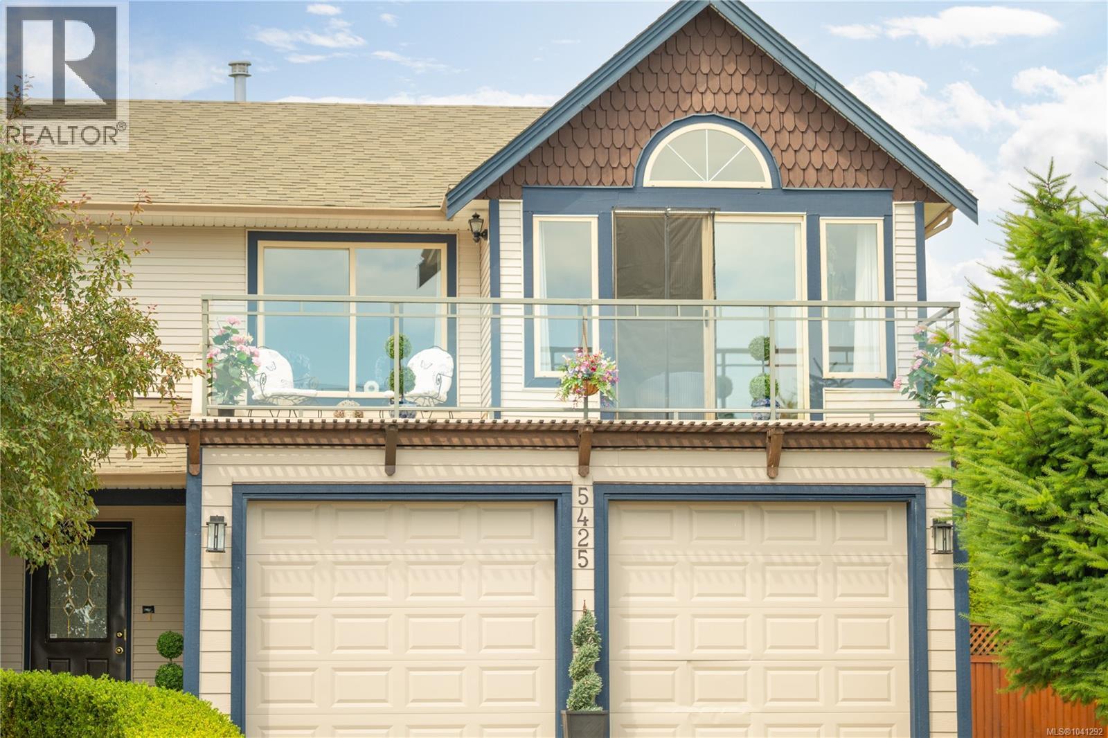 5425 Leslie Cres - 57