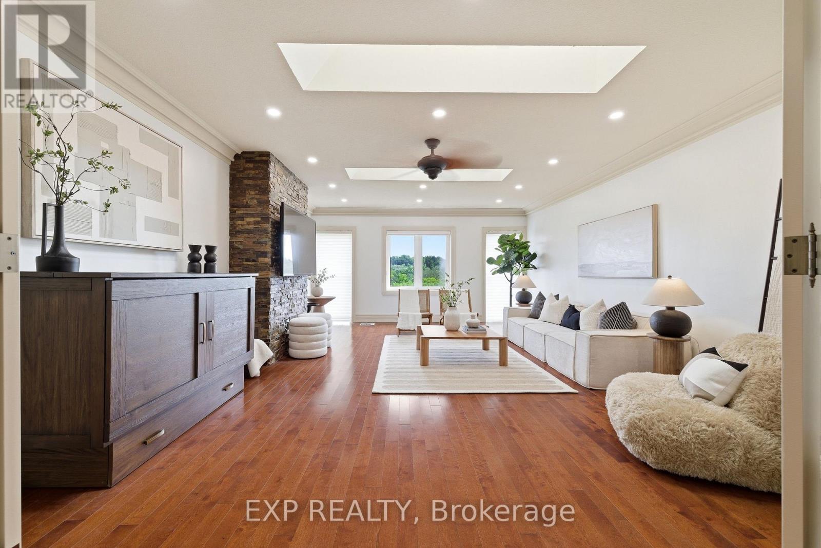54 PAIGE STREET - 25