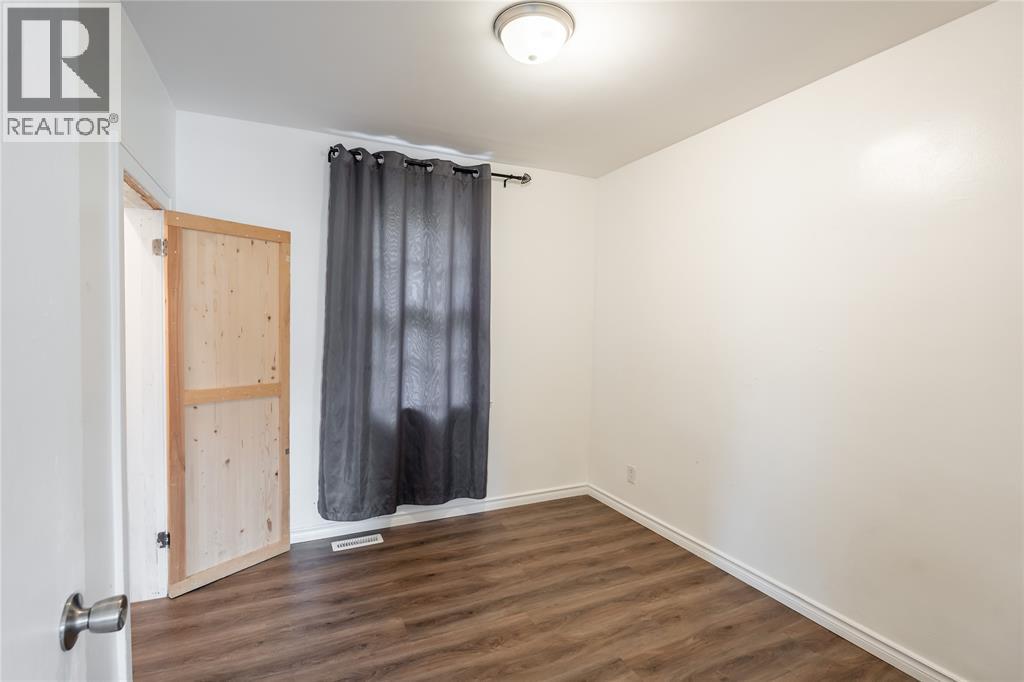478 Cromwell STREET - 13