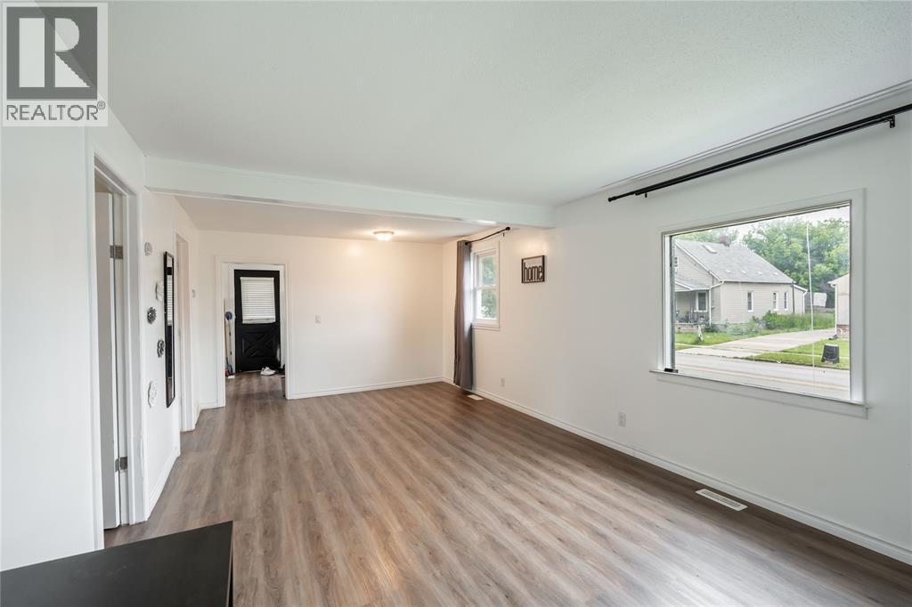 478 Cromwell STREET - 4