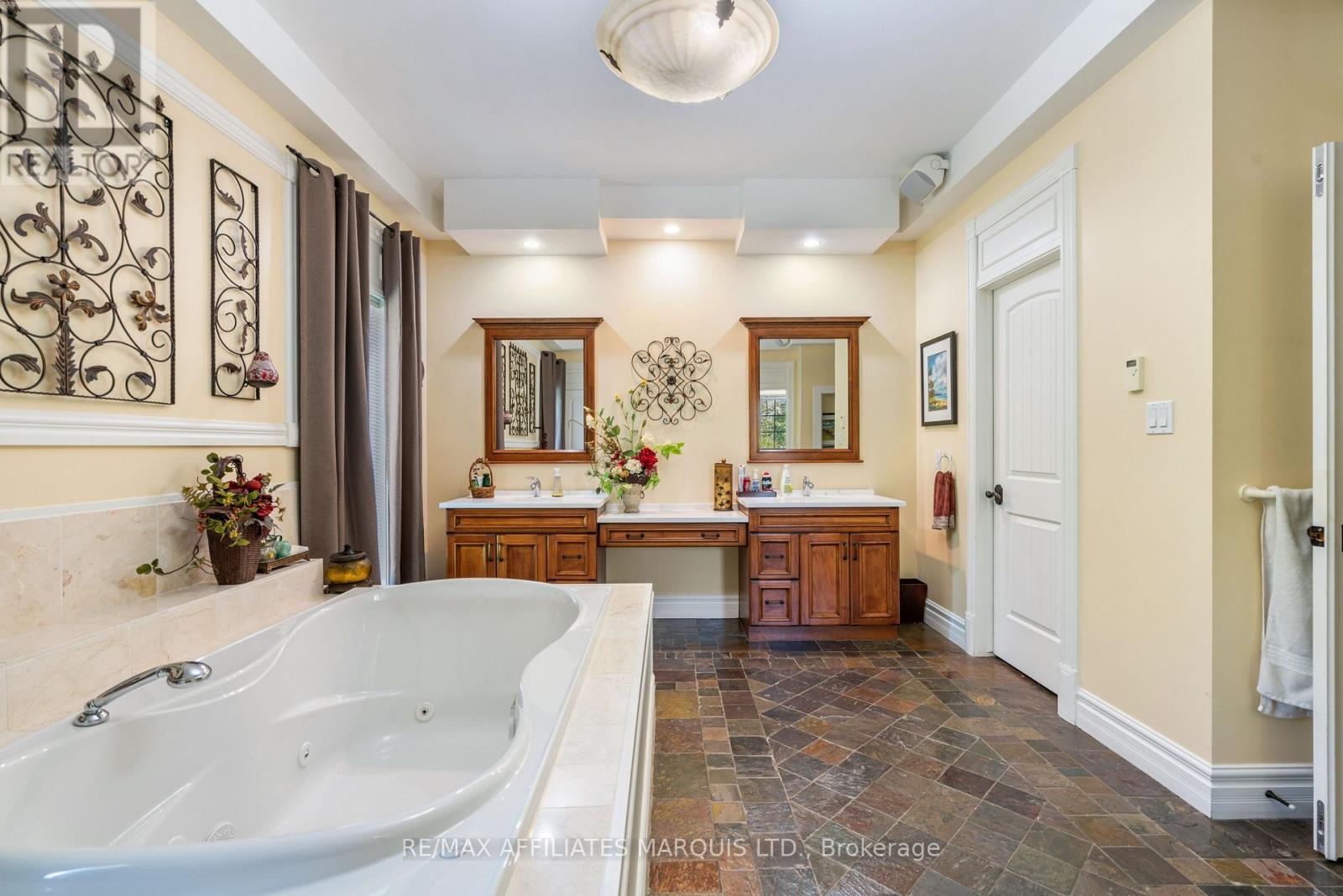 16401 COUNTY RD 2 - 37