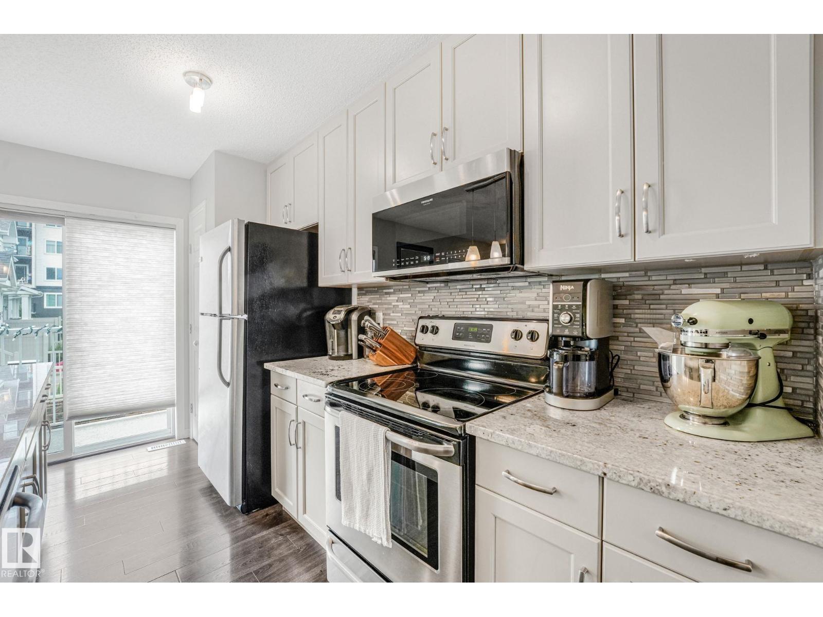 #109 2905 141 ST SW - 10