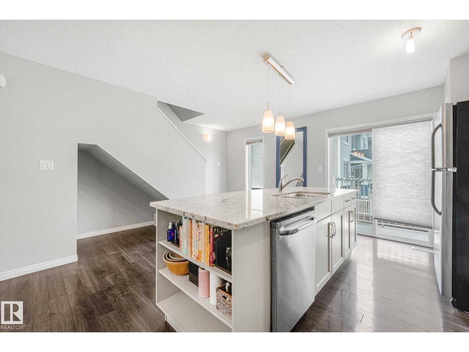 #109 2905 141 ST SW - 11
