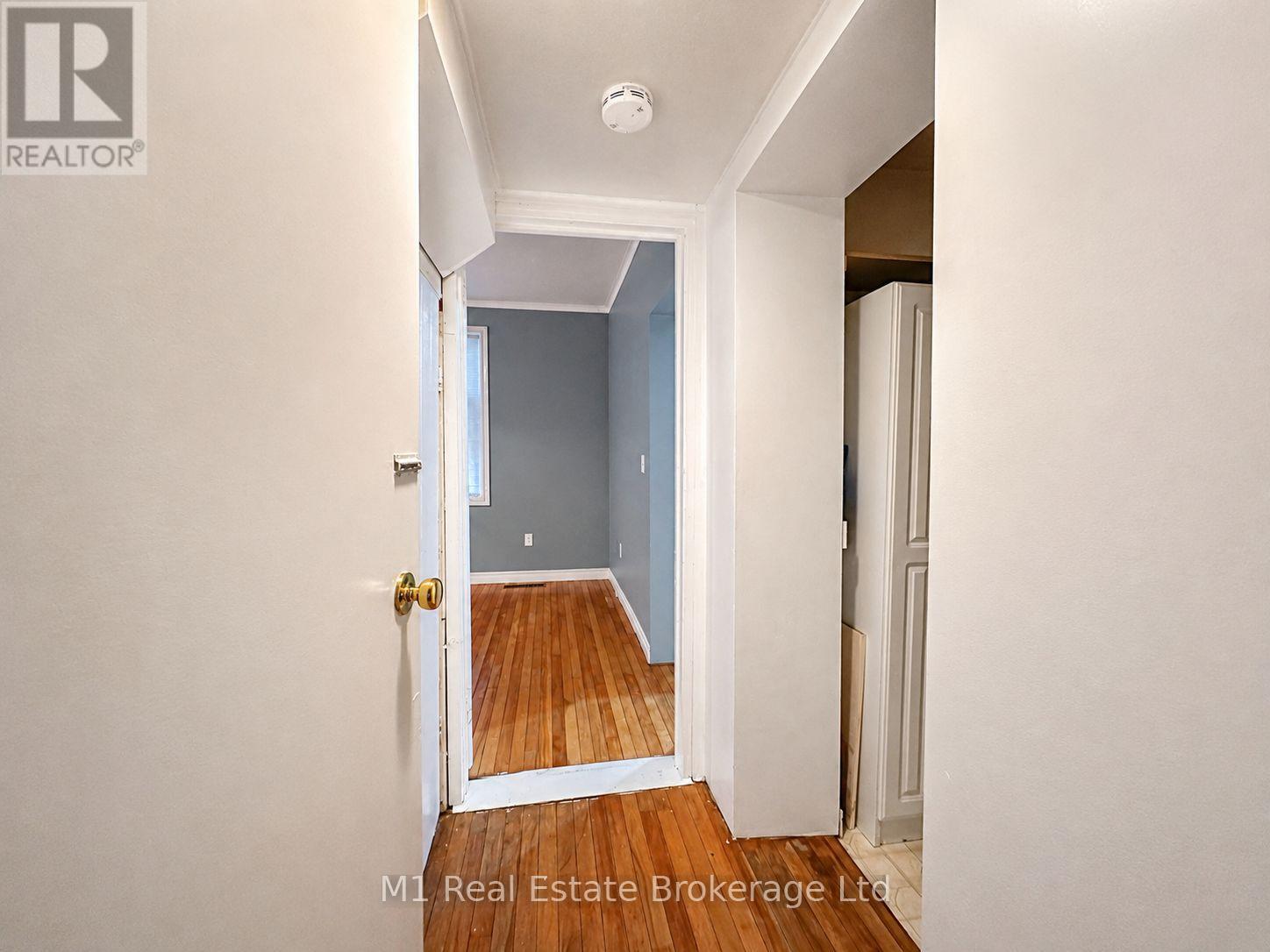 223 ST. GEORGE STREET E - 12