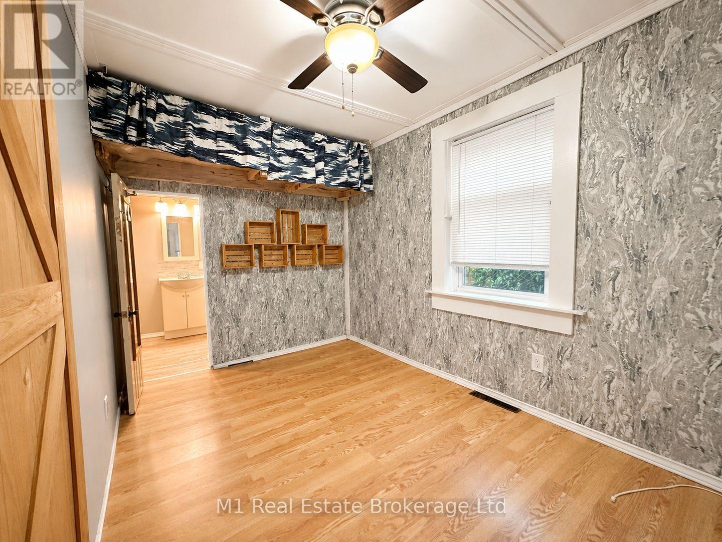 223 ST. GEORGE STREET E - 6