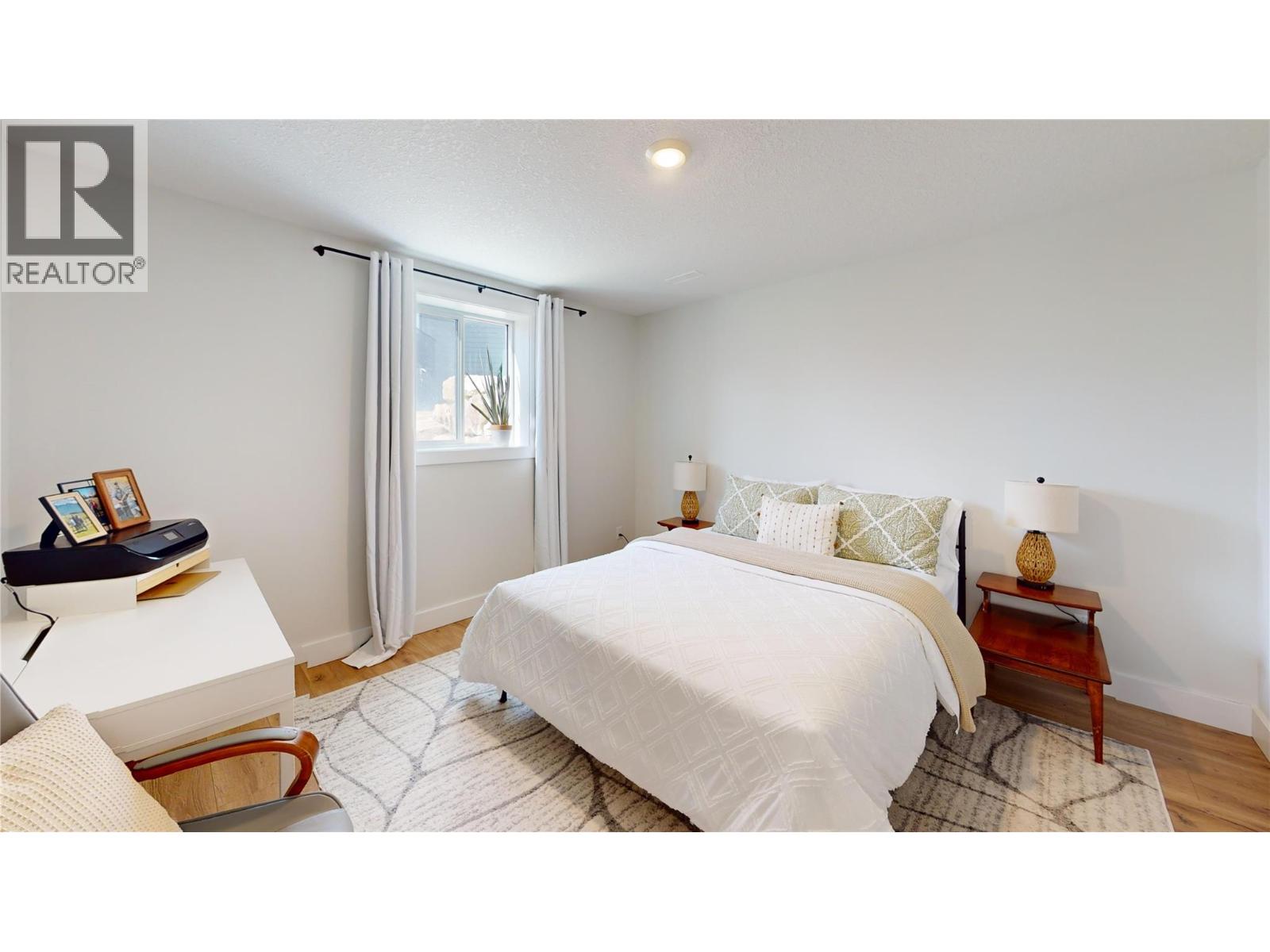 825 Selkirk Drive - 36