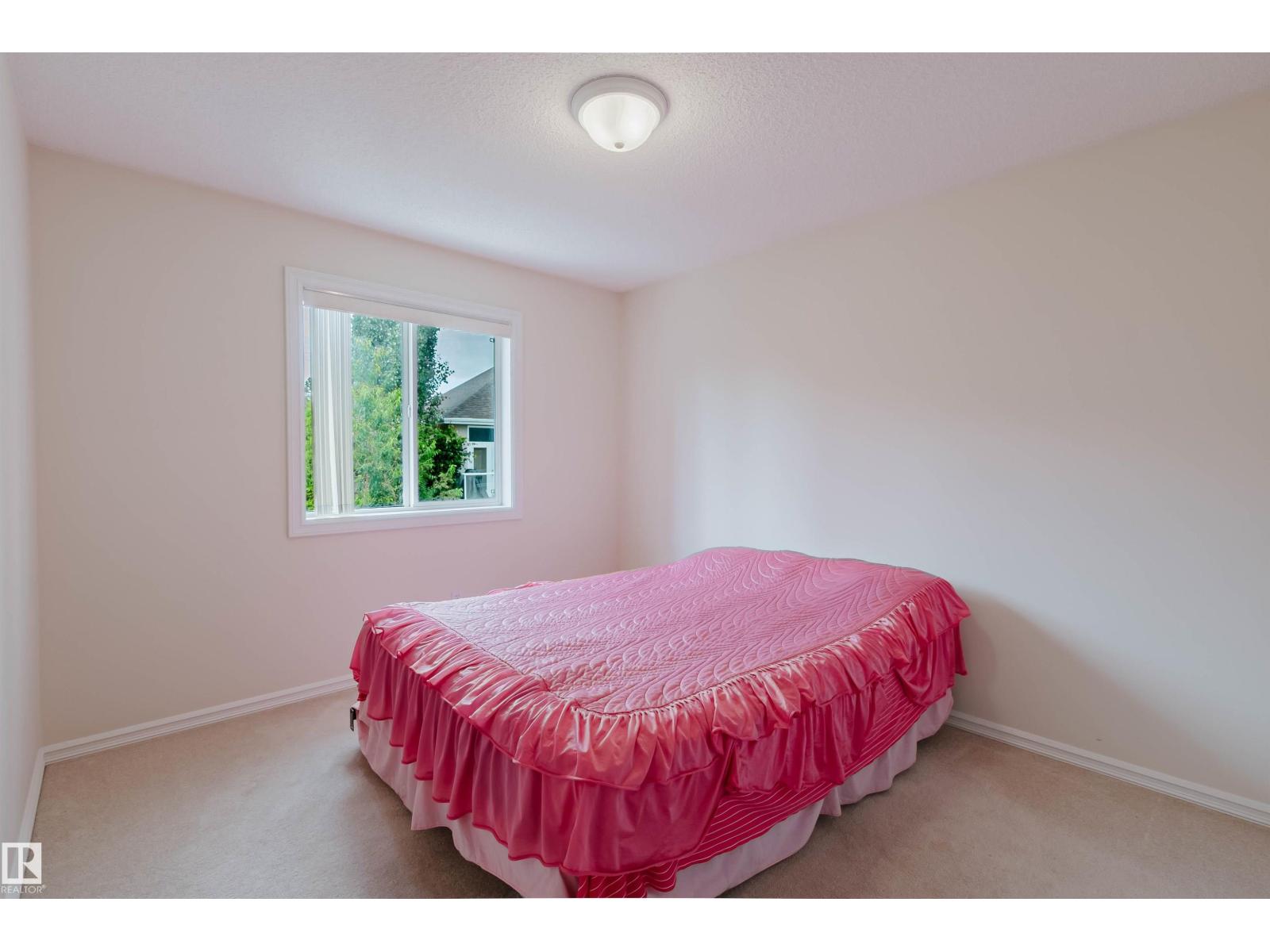 322 LIVINGSTONE CT NW - 40