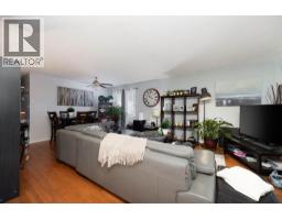 Kitchen - 193 Eymundson Road, Fort Mcmurray, AB T9H4N1 Photo 6