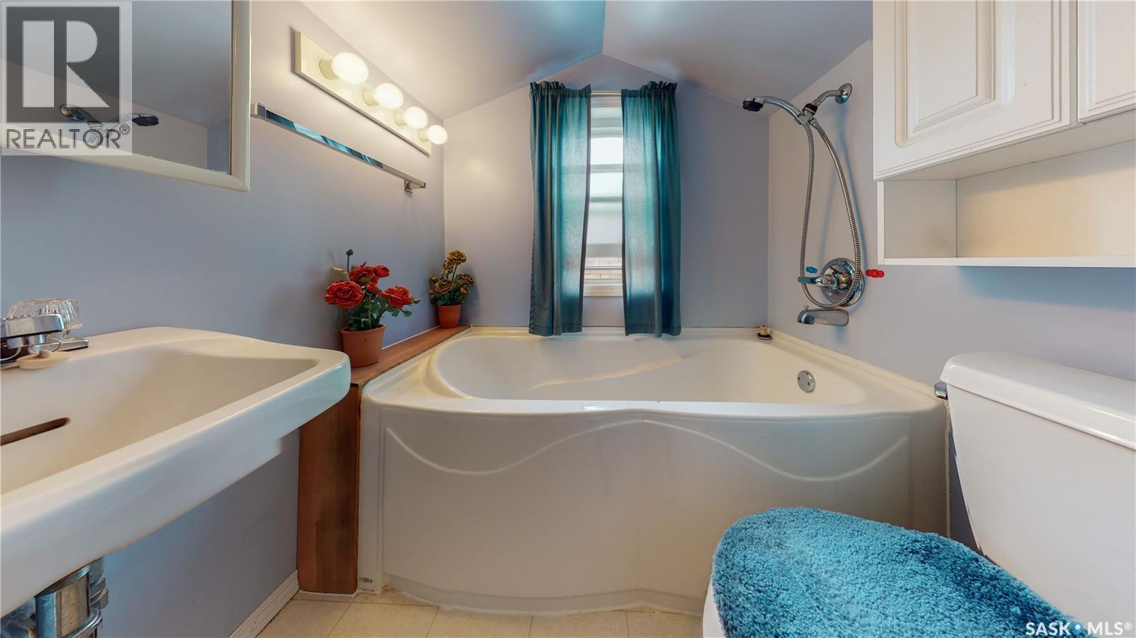 2037 Reynolds STREET - 14