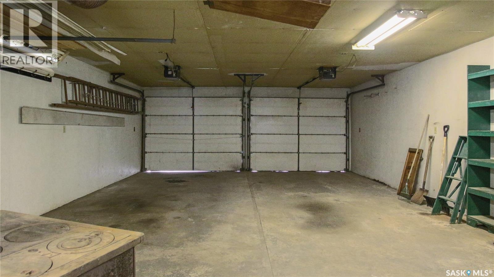 2037 Reynolds STREET - 24