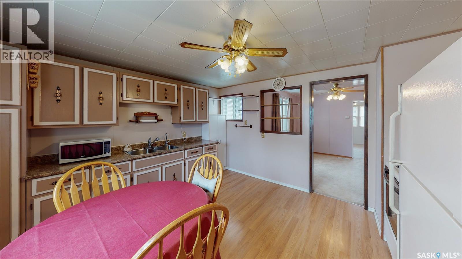2037 Reynolds STREET - 5