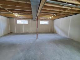 448 St Alphonse Avenue, Ste Anne, MB R5H1B6 Photo 13