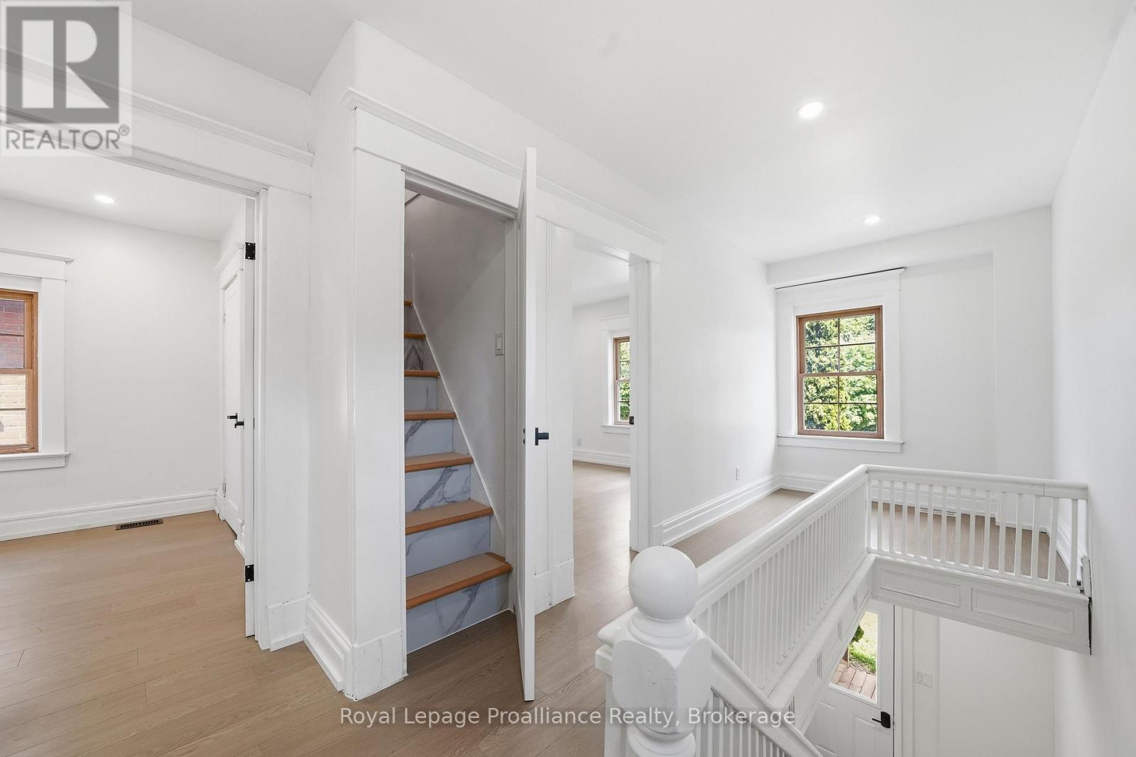 79 BRIDGE STREET W - 22