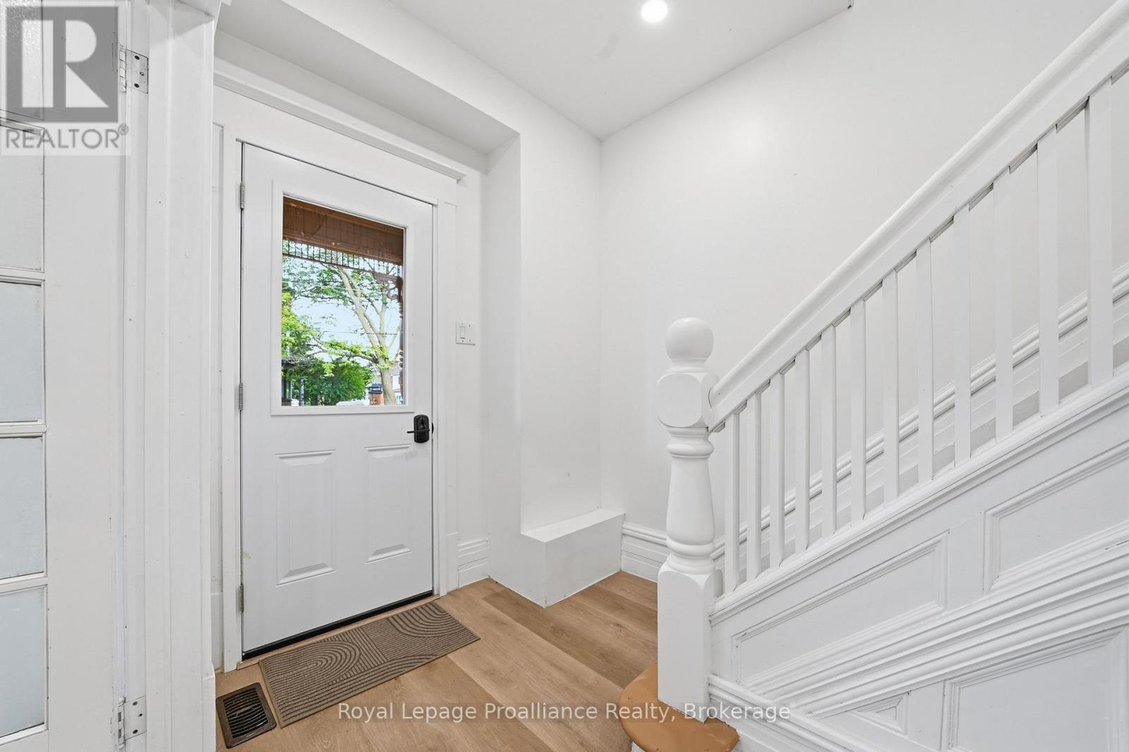 79 BRIDGE STREET W - 5