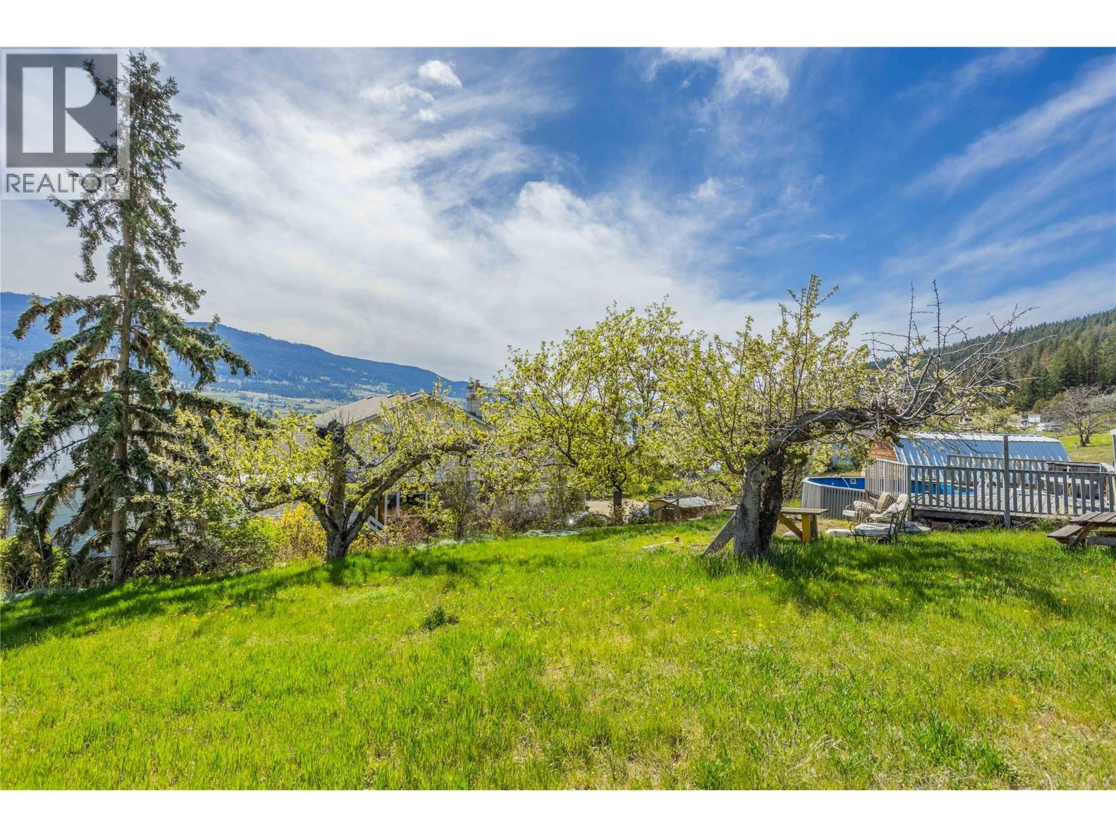 15370 Old Mission Road, Lake Country