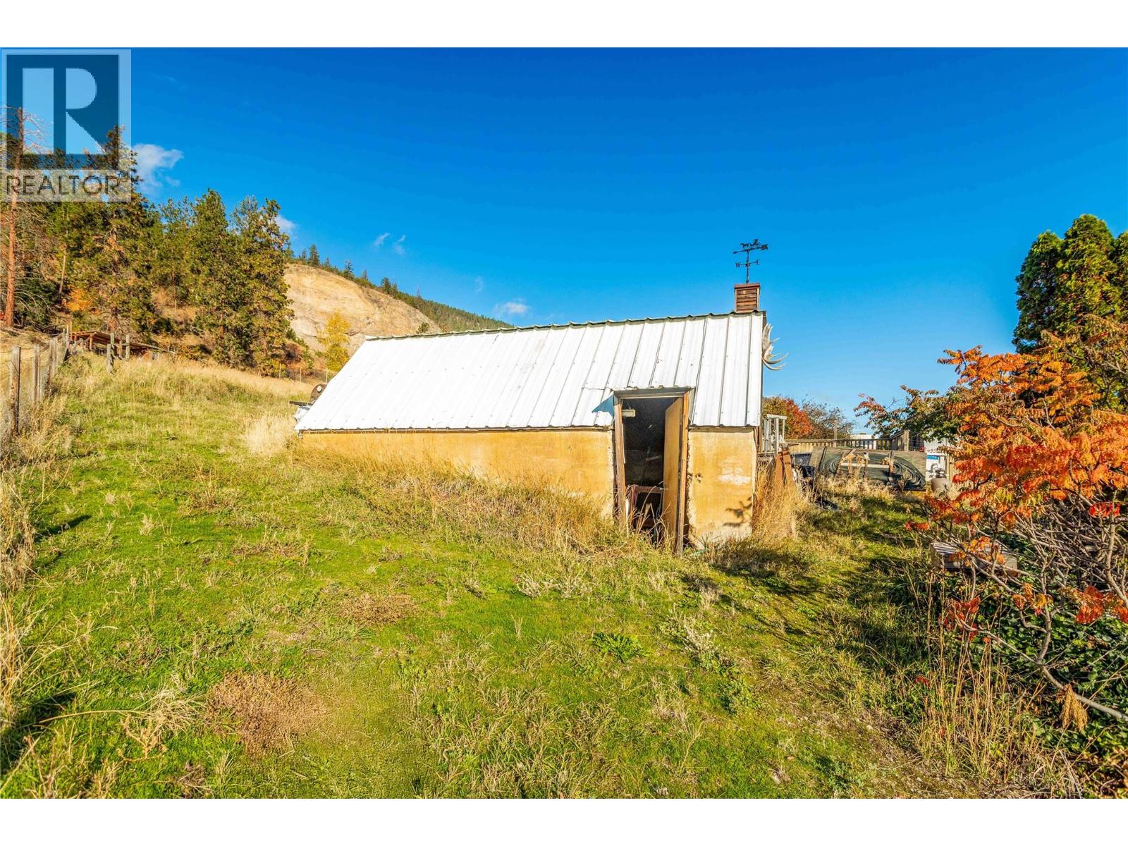 15370 Old Mission Road, Lake Country